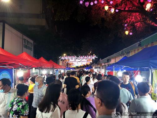 恩施网红夜市摊位出租,摊位租赁新风口，打造夜生活新地标
