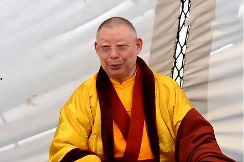 网红小胖子小活佛图片,网络红人的佛系魅力