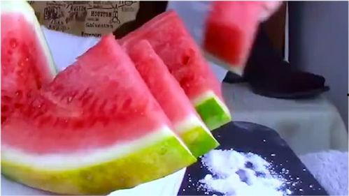 吃瓜为什么要撒盐,口感升级的秘密